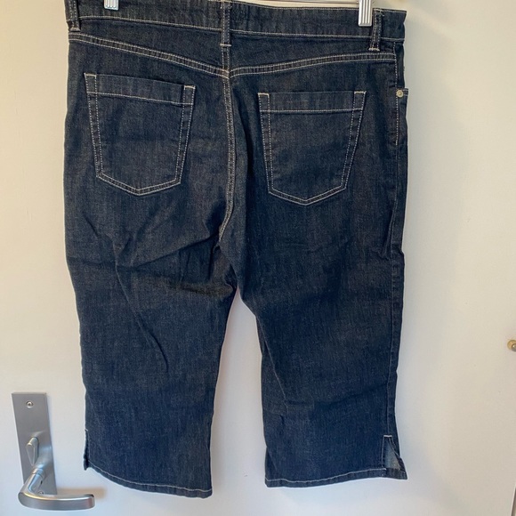 Burberry vintage women’s peddle pushers jeans - Picture 2 of 7